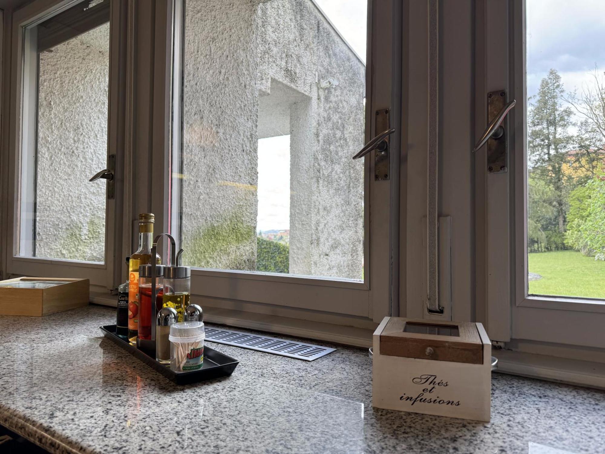 Villa Rossini Tavernerio Eksteriør bilde