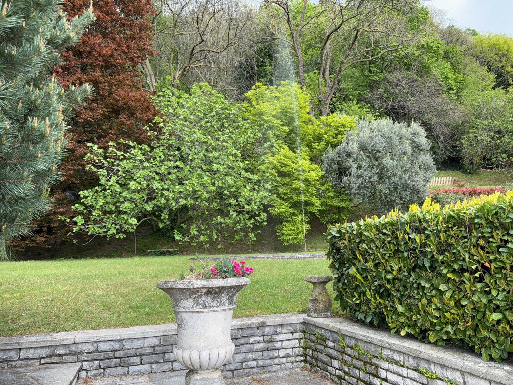 Villa Rossini Tavernerio Eksteriør bilde